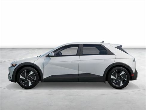 New 2026 Hyundai Ioniq 5 SE AWD/4WD image 3