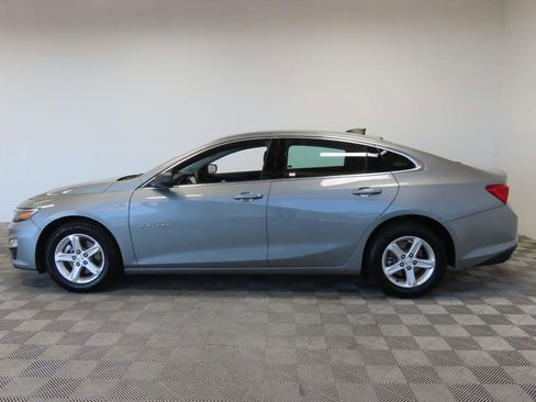 Used 2024 Chevrolet Malibu LS FWD image 5
