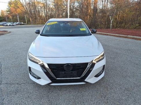 Used 2022 Nissan Sentra SR w/ SR Premium Package image 3