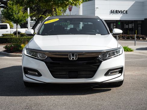 Used 2020 Honda Accord Sport image 3