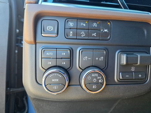 New 2026 Chevrolet Tahoe High Country image 13