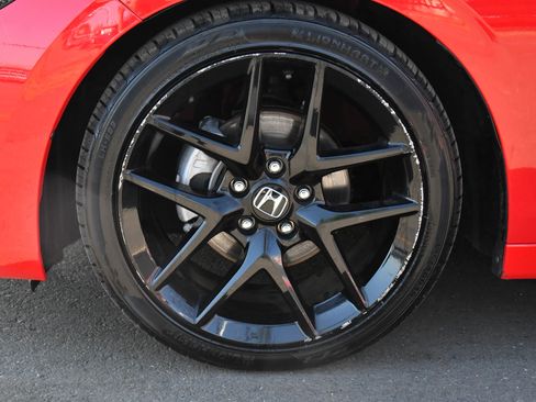 Used 2024 Honda Civic Sport image 12