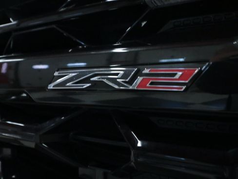 Used 2022 Chevrolet Silverado 1500 ZR2 w/ Technology Package AWD/4WD image 40