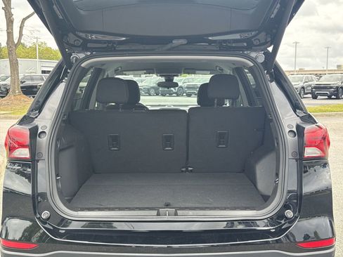 Used 2024 Chevrolet Equinox LT image 31
