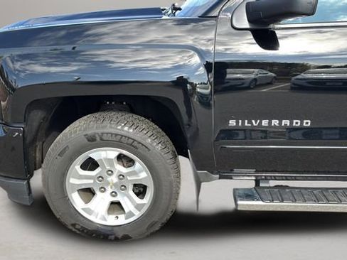 Used 2017 Chevrolet Silverado 1500 LT w/ All Star Edition AWD/4WD image 28