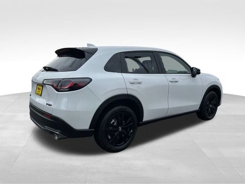 New 2026 Honda HR-V Sport image 8