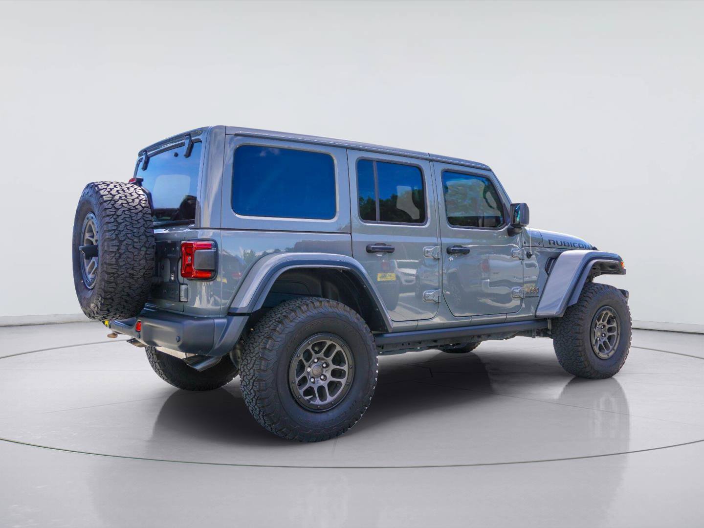 Used 2023 Jeep Wrangler Unlimited Rubicon 392 w/ Xtreme Recon 35" Tire Package AWD/4WD image 14
