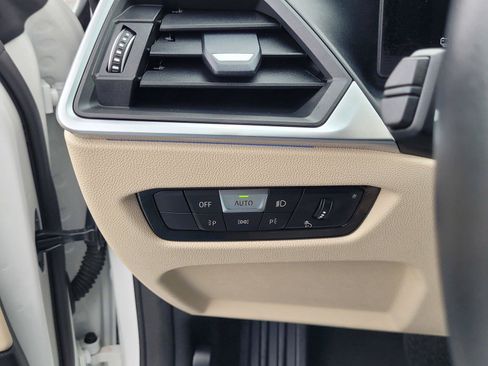Used 2024 BMW i4 eDrive35 w/ Premium Package RWD image 33