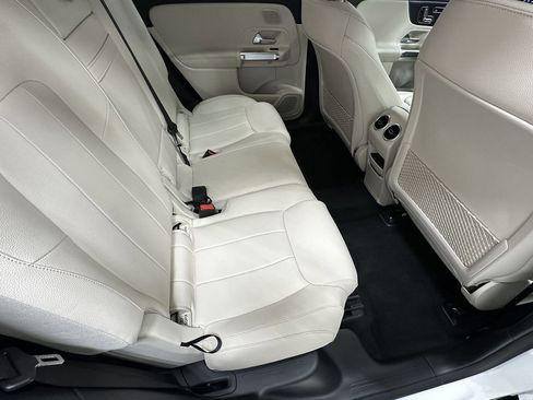 Certified 2024 Mercedes-Benz EQB 250+ image 17