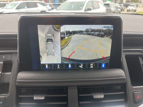 Used 2023 Chevrolet Tahoe Z71 w/ Luxury Package image 25