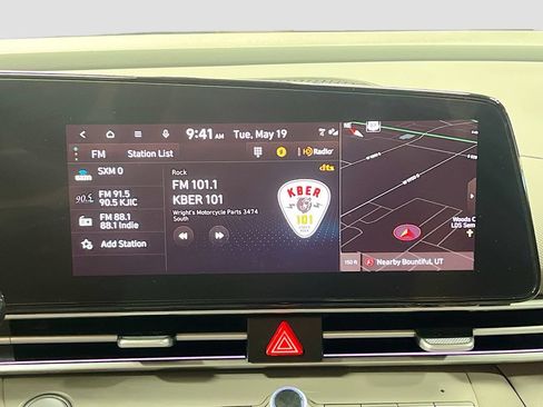 Used 2024 Hyundai Elantra SEL FWD image 15