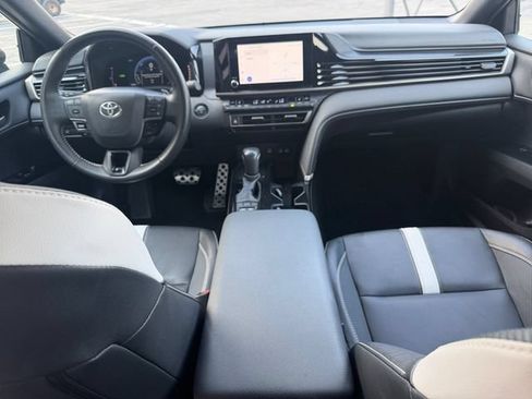 Used 2025 Toyota Camry SE w/ Convenience Package AWD/4WD image 17