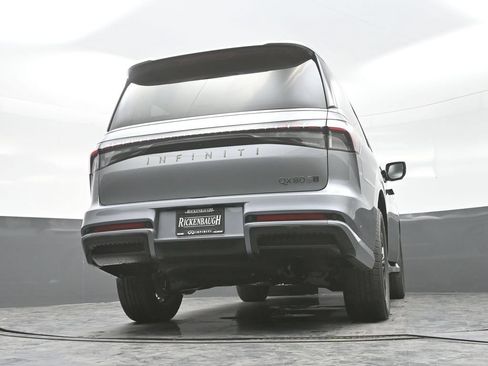 New 2027 INFINITI QX80 Sensory AWD/4WD image 31