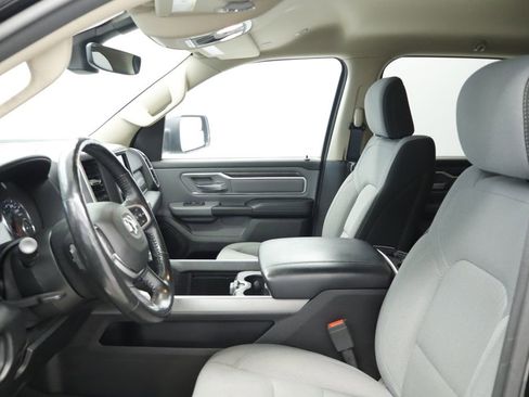 Used 2020 RAM 1500 Big Horn AWD/4WD image 27