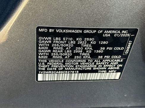 Used 2025 Volkswagen Atlas SE FWD image 28