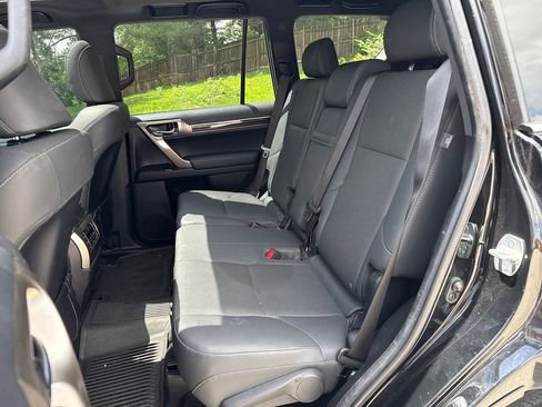 Used 2020 Lexus GX 460 Premium w/ Premium Package AWD/4WD image 27