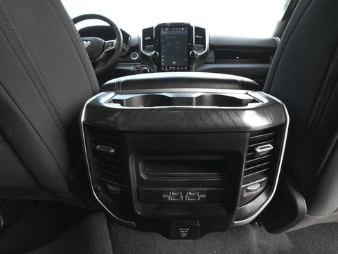 Used 2025 RAM 1500 Big Horn AWD/4WD image 36