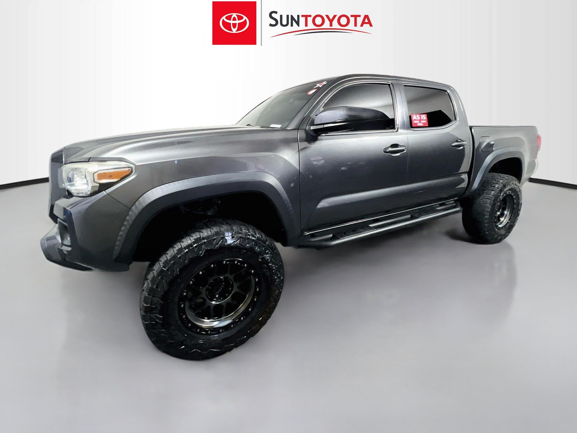 Used 2019 Toyota Tacoma TRD Off-Road AWD/4WD image 9