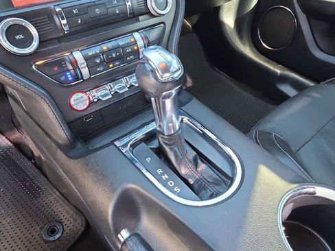 Used 2015 Ford Mustang Premium image 13