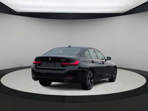 Used 2023 BMW 330i xDrive Sedan w/ Premium Package AWD/4WD image 8