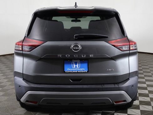 Used 2023 Nissan Rogue S AWD/4WD image 9