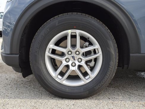 New 2026 Ford Explorer Active w/ Active Comfort Package image 27