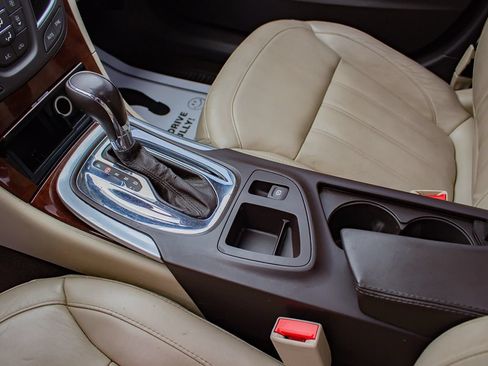 Used 2016 Buick Regal AWD image 26