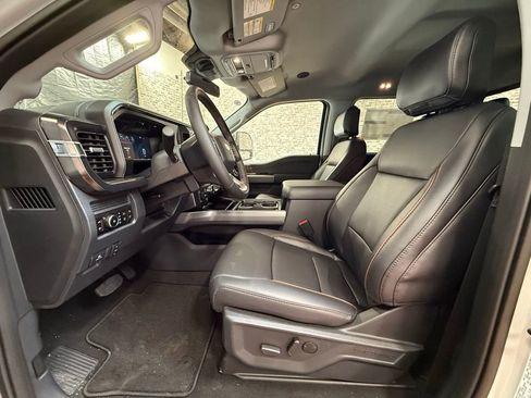 New 2026 Ford F350 Lariat w/ Black Appearance Package image 22