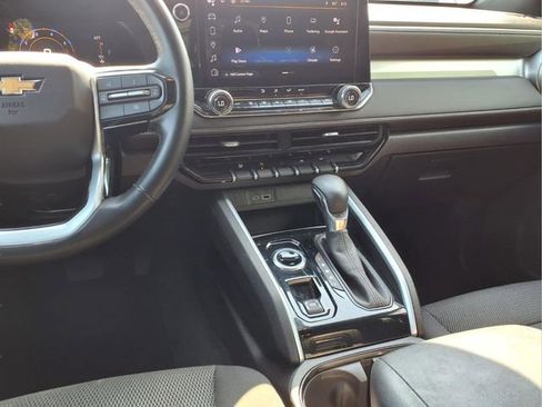 Used 2023 Chevrolet Colorado LT w/ LT Convenience Package AWD/4WD image 6
