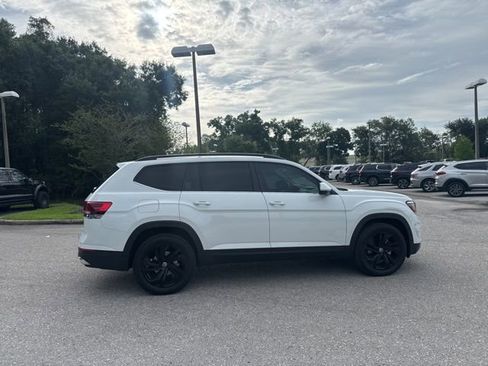 Used 2022 Volkswagen Atlas SE FWD image 8