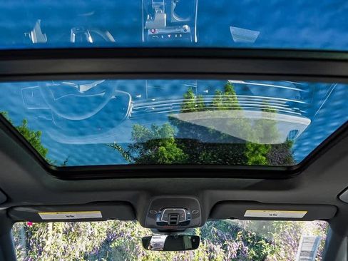 New 2026 Audi RS Q8 performance image 18