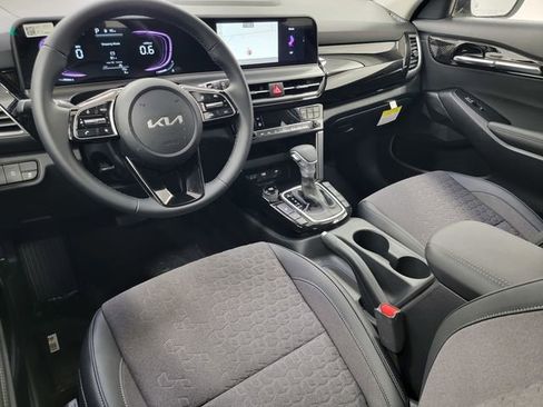 New 2026 Kia Seltos S image 32
