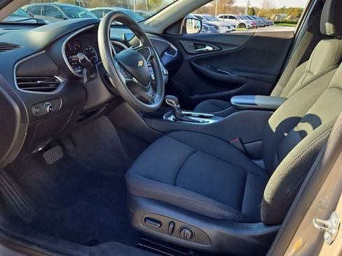 Used 2023 Chevrolet Malibu LT image 18