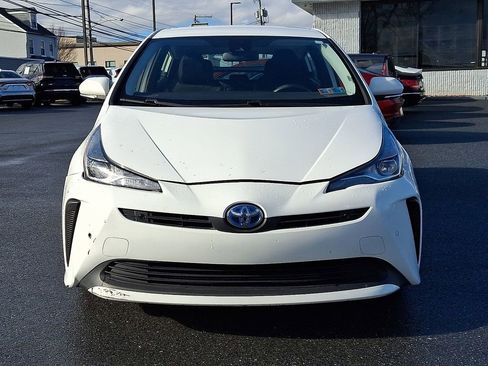 Used 2022 Toyota Prius L Eco image 2