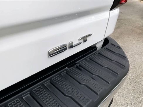 Used 2025 GMC Sierra 2500 SLT w/ SLT Premium Package image 10