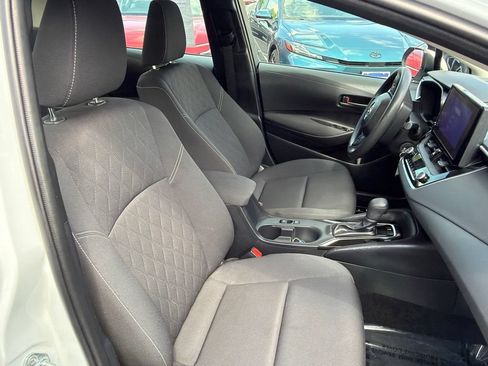Used 2023 Toyota Corolla LE w/ Carpet Mat Package (TMS) FWD image 10