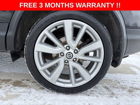 Used 2019 Nissan Rogue Sport SL w/ Premium Package image 34