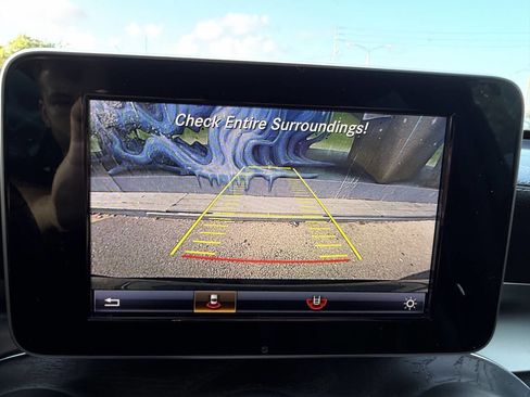 Used 2017 Mercedes-Benz GLC 300 image 21