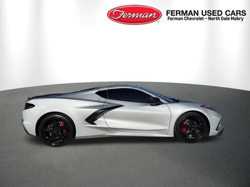 Used 2026 Chevrolet Corvette Stingray Coupe w/ Battery Protection Package RWD image 9