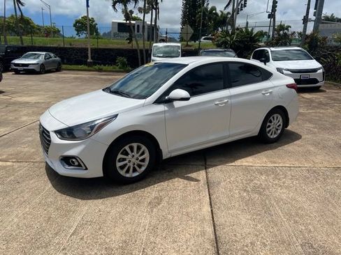 Used 2022 Hyundai Accent SEL FWD image 1