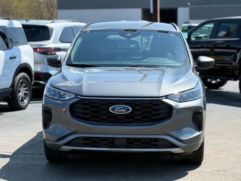 Certified 2023 Ford Escape ST-Line w/ Tech Pack #1 AWD/4WD image 31