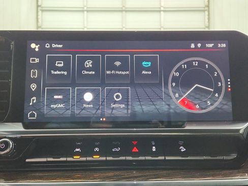 Used 2024 GMC Sierra 1500 Elevation w/ Preferred Package AWD/4WD image 32