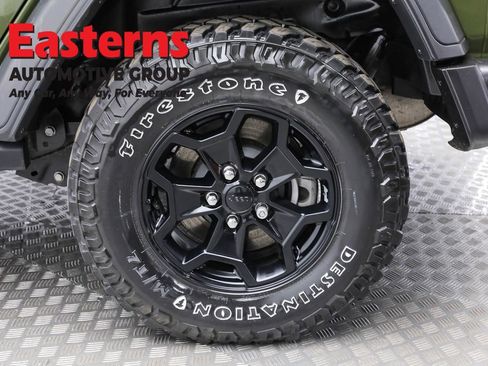 Used 2023 Jeep Wrangler Unlimited w/ Cold Weather Group image 8