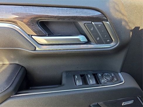 New 2026 Chevrolet Silverado 1500 LTZ w/ LTZ Premium Package image 11