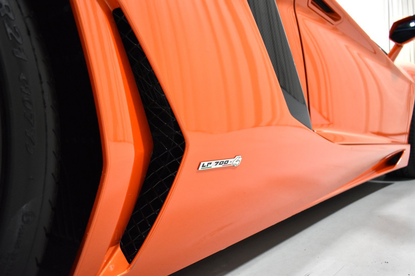 Used 2015 Lamborghini Aventador LP 700-4 AWD/4WD image 25
