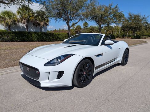Used 2016 Jaguar F-TYPE Convertible image 2