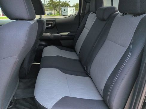 Used 2020 Toyota Tacoma TRD Sport RWD image 14