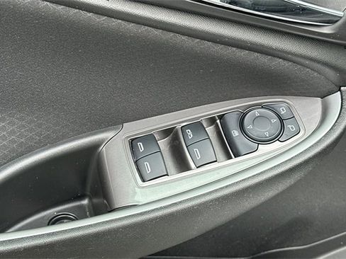 Used 2024 Chevrolet Malibu LT image 15