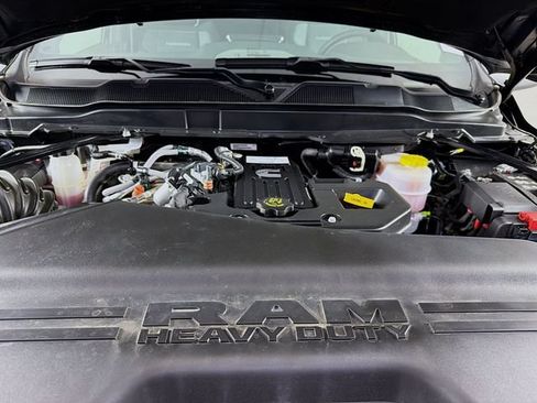 Used 2026 RAM 3500 Laramie AWD/4WD image 36