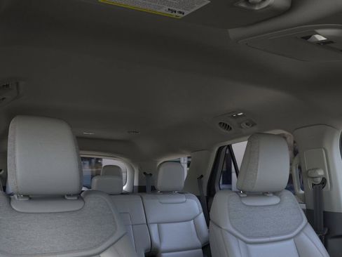 New 2026 Ford Explorer Active AWD/4WD image 22